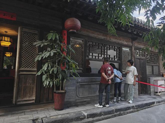 长声名远扬！其中一位说：“见义勇为者请进来关说词讼者滚出去”…麻将胡了2试玩网站大同有处“新生”的“县长大院”因两位民国县(图9)