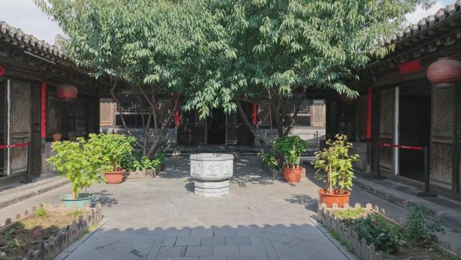 长声名远扬！其中一位说：“见义勇为者请进来关说词讼者滚出去”…麻将胡了2试玩网站大同有处“新生”的“县长大院”因两位民国县(图12)